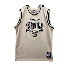 Chicago Bulls Youth Large 18-20 NBA Jersey Cream Embroidered
